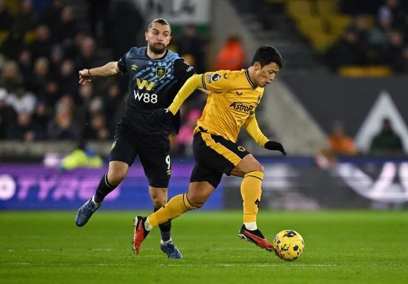 Soi kèo Wolves vs Burnley vòng 9 giải Ngoại hạng Anh 2 soi-keo-wolves-vs-burnley-21h-26-10-2
